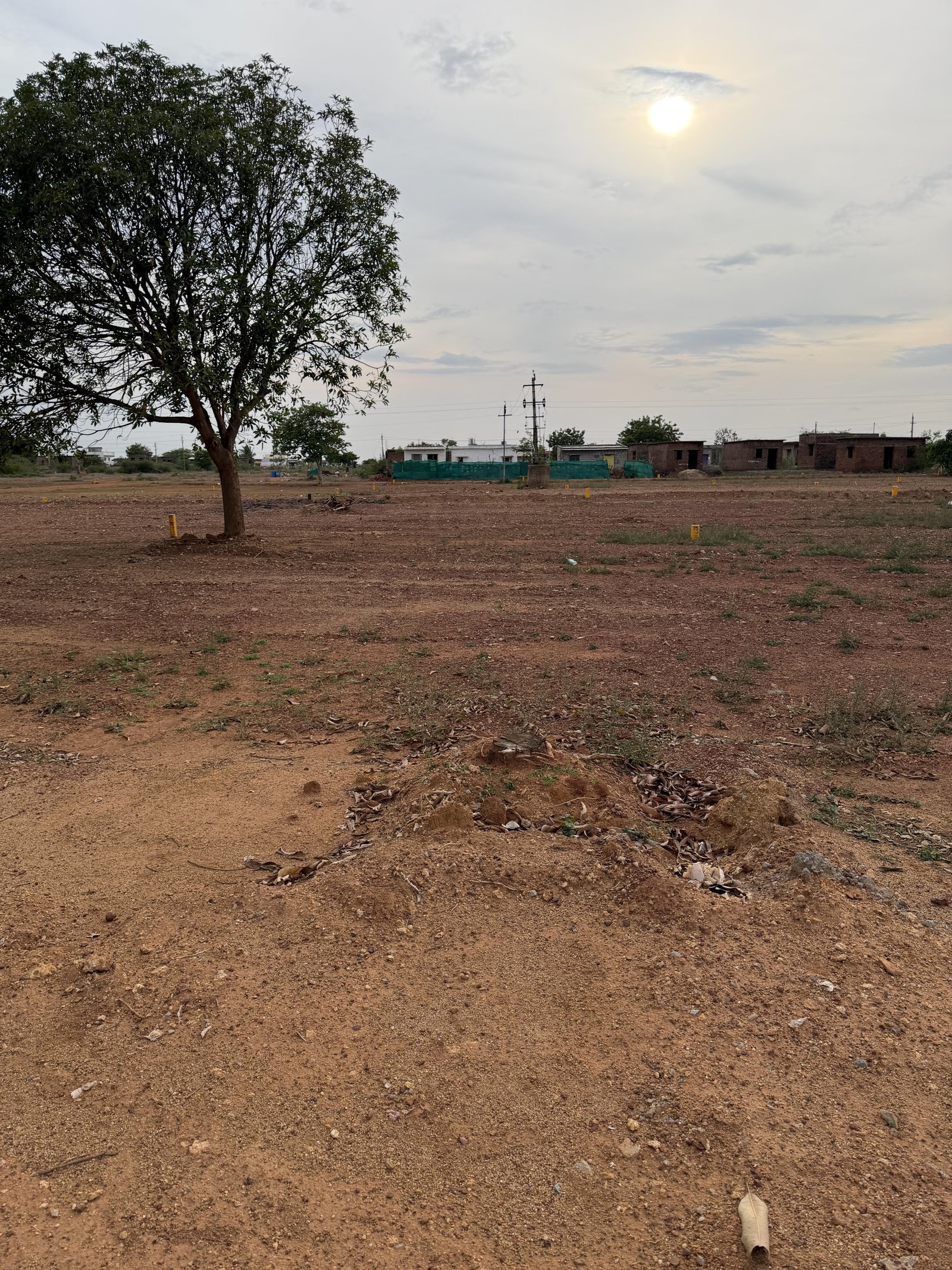 R.S.R School దగ్గర ₹46,000కే అంకణం! 🔥 30 అంకణాల East Facing Plot | MK Developers